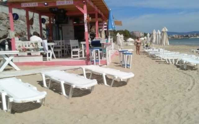 Seaside Studio Apartment in Ravda