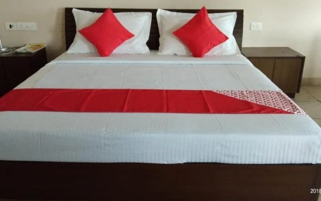 OYO 15149 Hotel Ajoy Minar