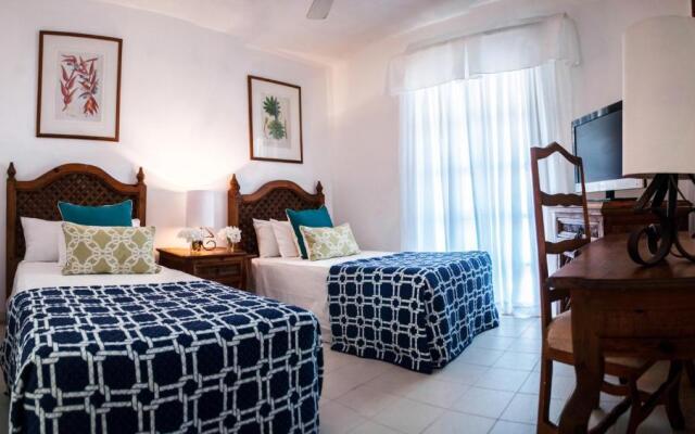 Costa Caribe Beach Hotel & Resort