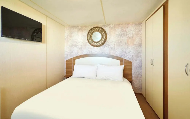 Host Stay Cosy Cove