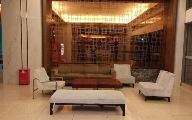 Gold Coast Hotel