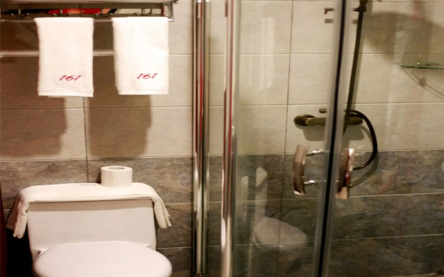 161 Lama Temple Courtyard Hotel