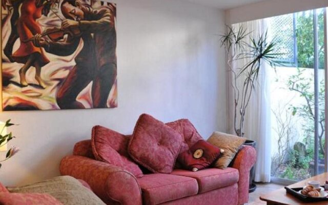 1/33-35 Fletcher lane - A Beautiful Flat