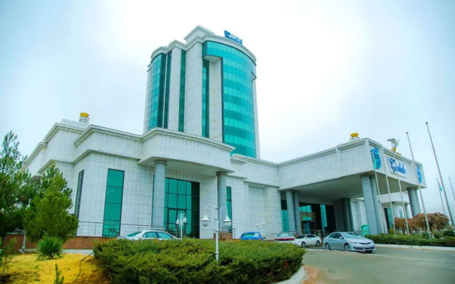 Чарлак Отель