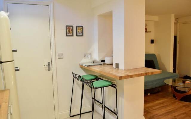 Spacious 1 Bedroom Flat Near Kings Cross