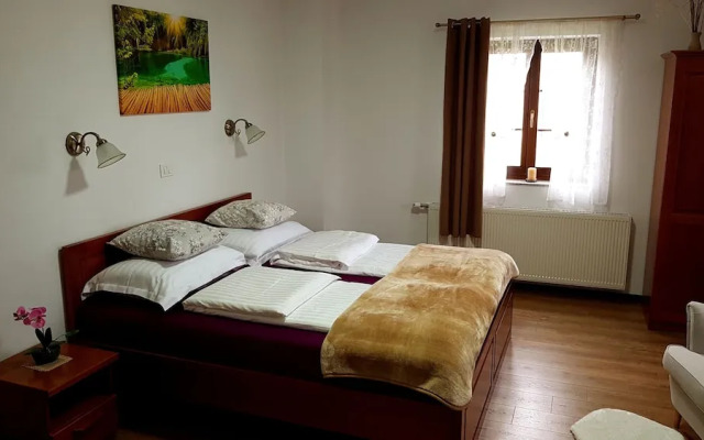Plitvice Lakes Villa Mija