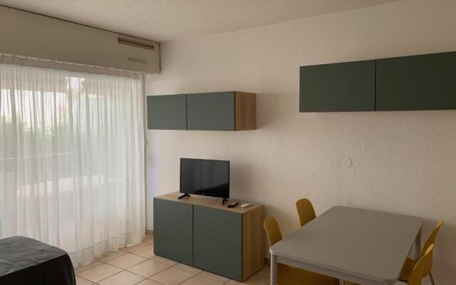 Appartement Saint-Raphaël, 1 pièce, 3 personnes - FR-1-466A-11