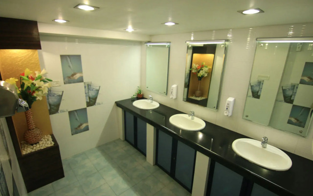 Westway Hotel Calicut