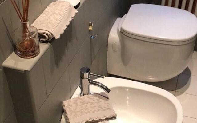 Studio in Milano, With Wifi