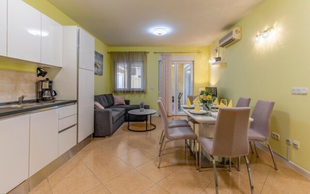 Amazing Apartment in Medulin With Wifi and 3 Bedrooms