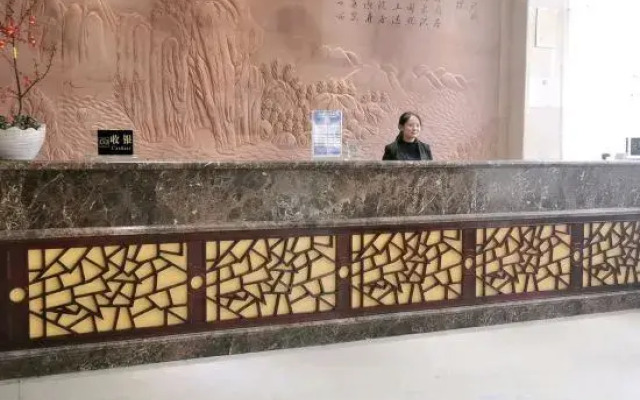 Pearl Spring Hotel
