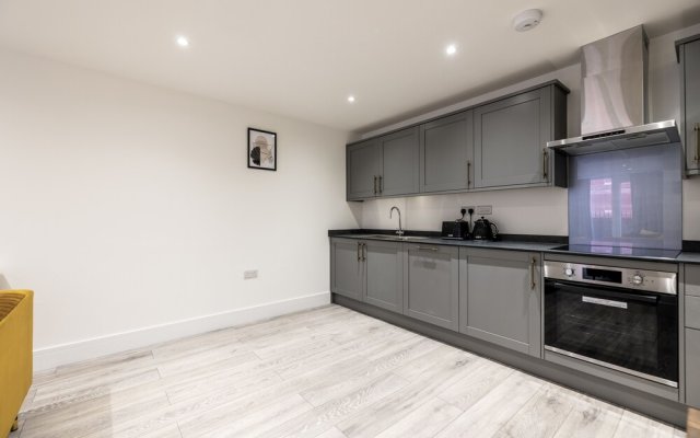 Impeccable 1-bed Apartment in Camberley