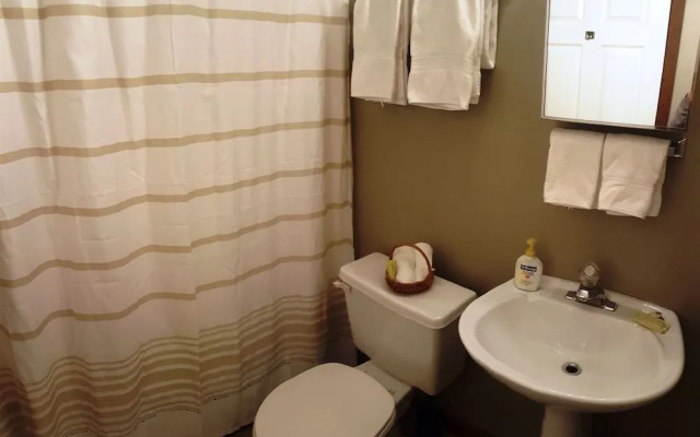 Oakview Lodge & Marina