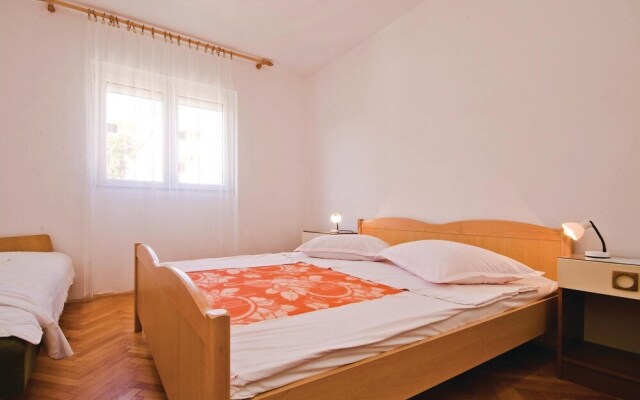 Amazing Apartment in Posedarje With 3 Bedrooms and Wifi