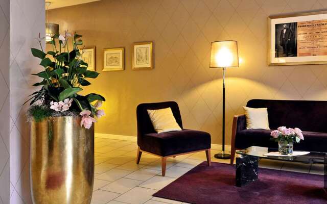 Comfort Hotel Tom Kyle