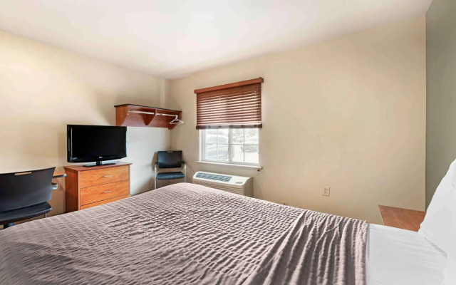 Extended Stay America Select Suites - Cincinnati - Florence - Airport