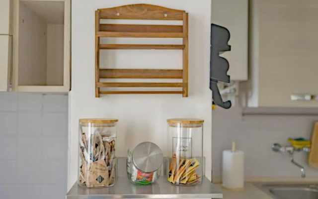 Bright & Cozy Home - City Center