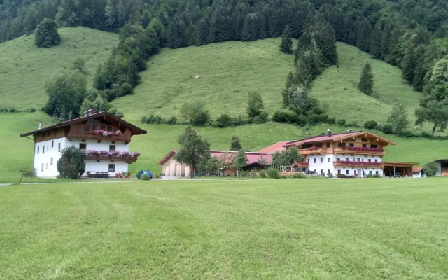 BIO- Bauernhof Obermaurach