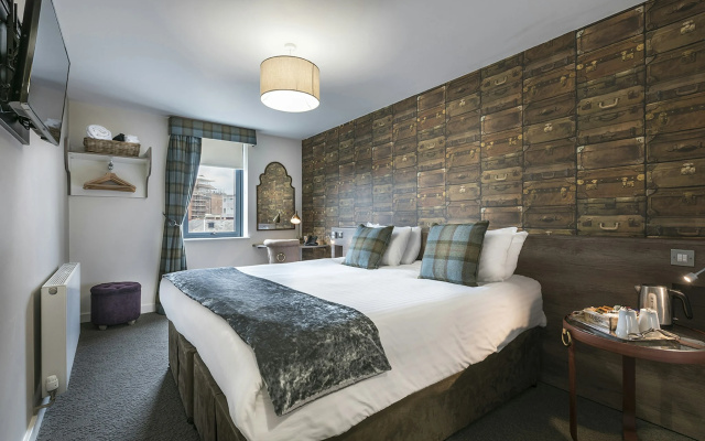 The Lodge Hotel