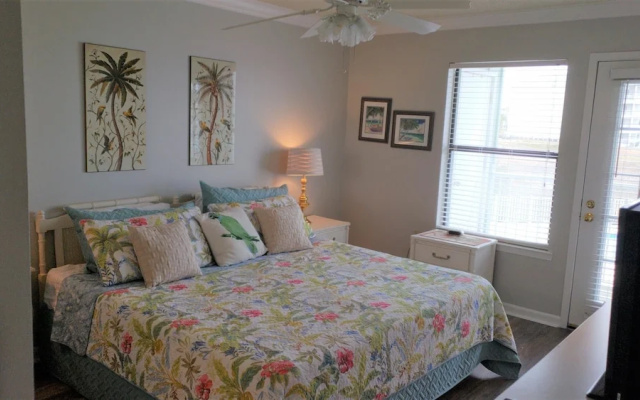 Jubilee Landing 107 by RedAwning