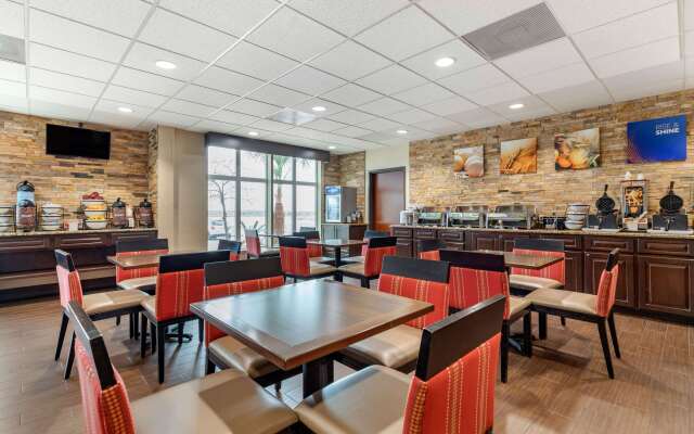 Comfort Inn & Suites Eagle Pass