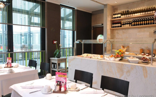 Hotel Indigo Berlin – Alexanderplatz
