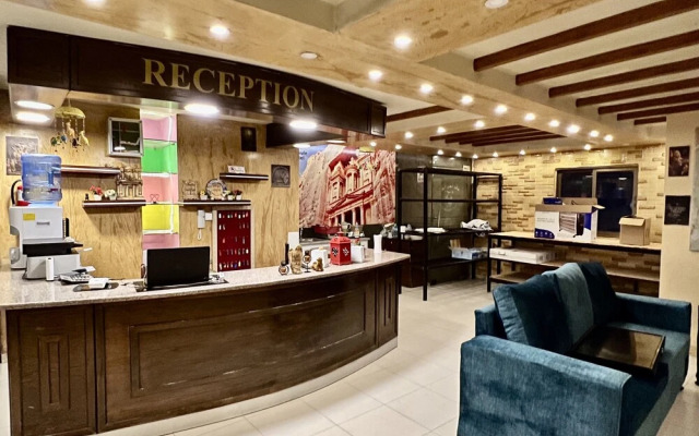 Raqeem Hostel