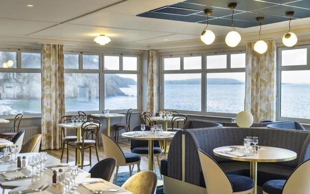 Hôtel Morgat Le Grand Hôtel De La Mer