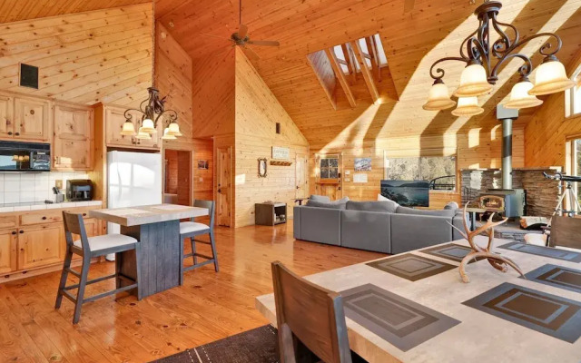 High-top Lakeview Chateau #2520