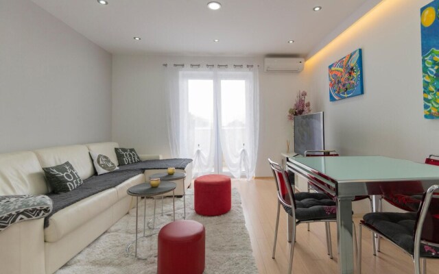 Stunning Apartment in Makarska With Wifi and 2 Bedrooms