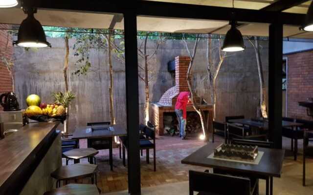 BBQ HUB Ella