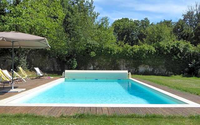 Chateau de Charnizay