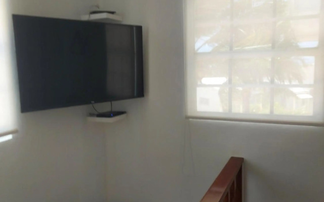 Villa Raven`s Paradise (Gris)