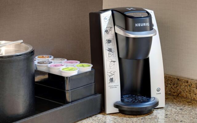Embassy Suites by Hilton Detroit Troy Auburn Hills