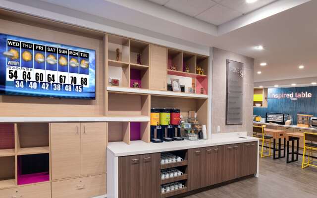 Home2 Suites Raynham/Taunton, MA