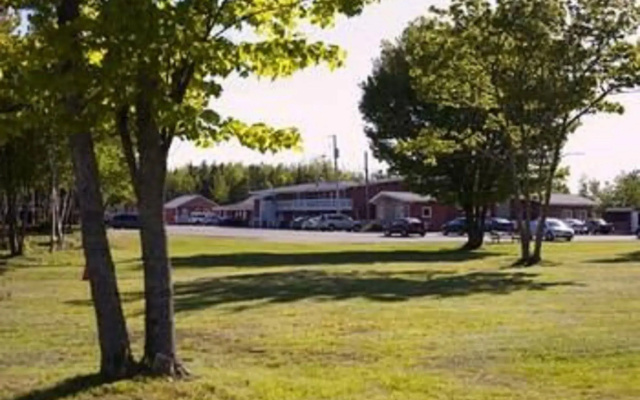 The Clansman Motel