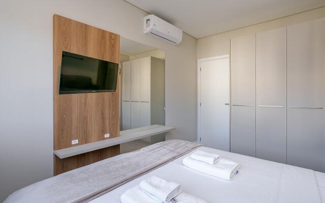 Moderno em condomínio com foodhall #CORG02