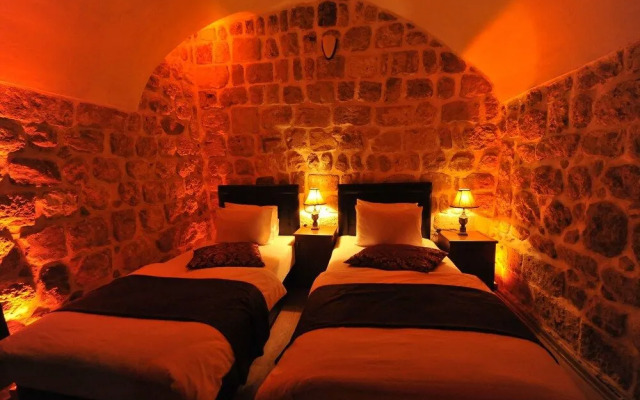 Kadim Otel