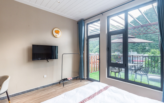 Yishan Residential Residence