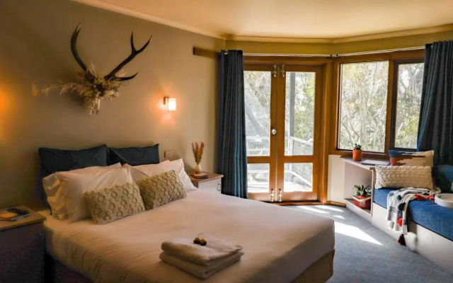 Highseasons Cabin 2 Private Holiday Chalet