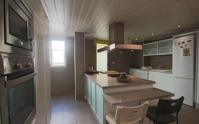 New 2019 Incredible 180m2 Exclusive Penthouse With Sea Views