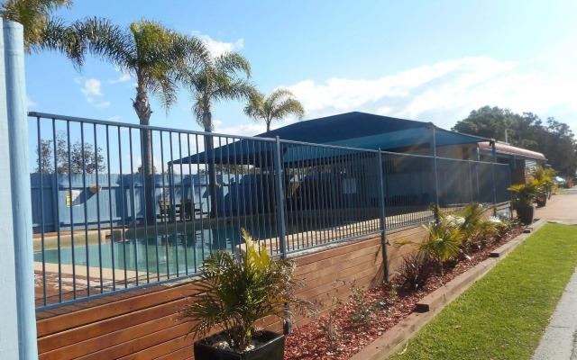 Two Shores Holiday Village
