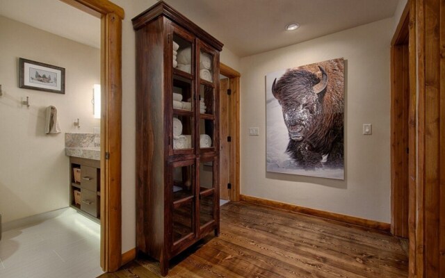 Abode at Dragonfly Lodge Home