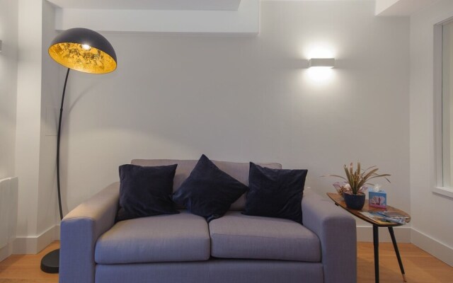 Karah Suites - Peascod Place