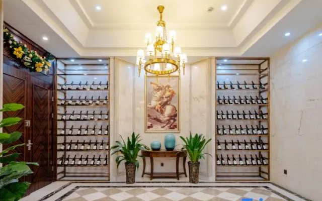 Peng'an Xiangru Heart Hotel (Xiangru Plaza)