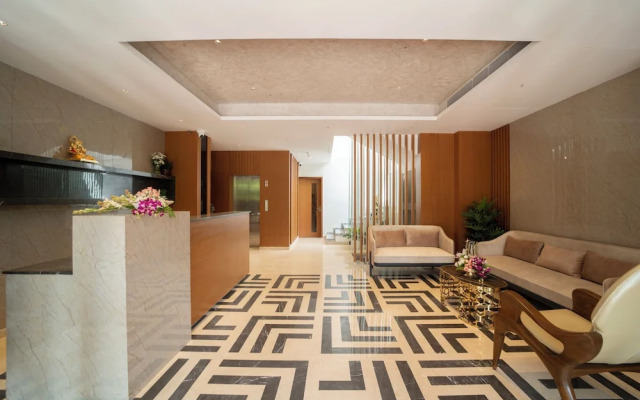 The President Hotel Kumara Park