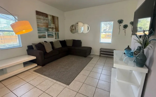 Spacious Family Townhouse Kissimmee - Sleeps 8