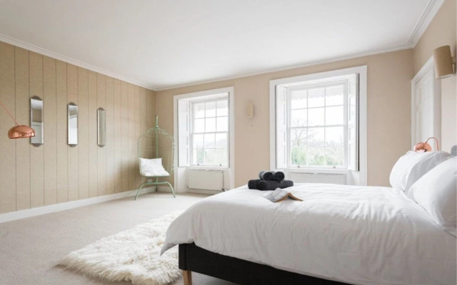 The Prince George Townhouse - Gorgeous 5bdr Townhouse