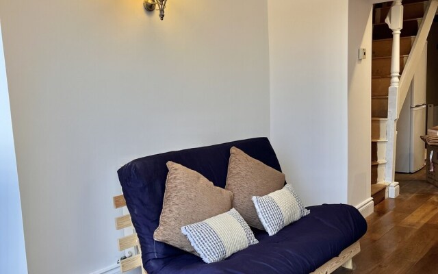 Stunning Riverside Tryweryn Terrace House