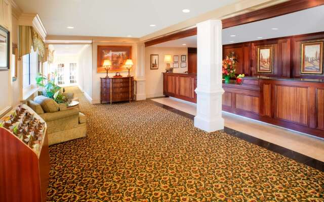 Clarion Hotel & Suites Convention Center Fredericksburg